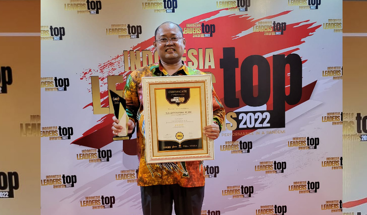 Dirut Utama PDAM Jayapura Kembali Raih Top Leadership BUMD 2022
