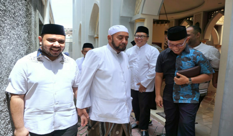 Perkuat Ukhuwah Islamiyah, Habib Syech: NU, Muhammadiyah, LDII Harus Bergandengan