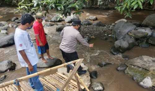 Geger, Warga Banyuwangi Temukan Mayat Balita Tersangkut Batu di Sungai Sukowidi