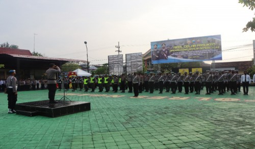 Polres Ngawi Terjunkan 220 Personil Gabungan Dalam Operasi Keselamatan Semeru 2022