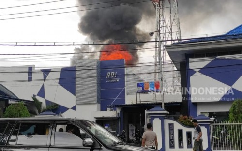 Breaking News, Gedung RRI Jember Dilaporkan Terbakar Minggu Siang