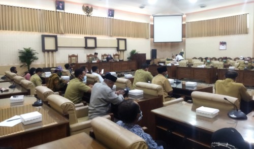 Kades se-Kecamatan Pesanggaran Hearing ke DPRD Banyuwangi, Pertanyakan Saham Pemkab di PT BSI