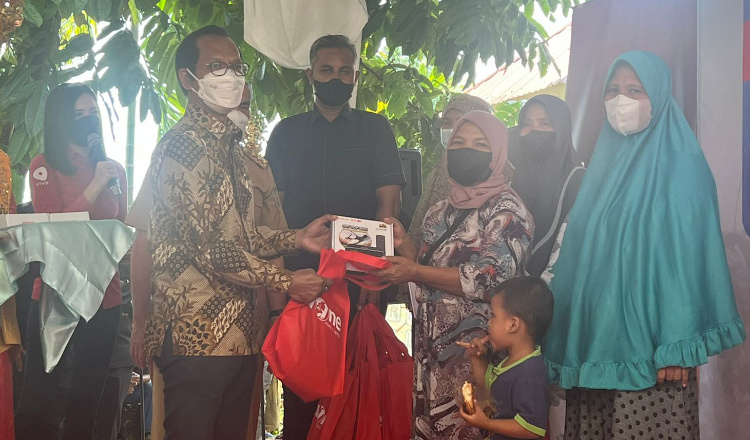 Distribusi 5.007 STB di Riau, Kominfo Pastikan Migrasi TV Digital Segera Dimulai