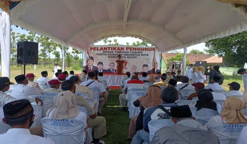 Pengukuhan Pengurus DPC Gerindra Ngawi, Anwar Sadad: Pileg Mendatang Target 9 Kursi
