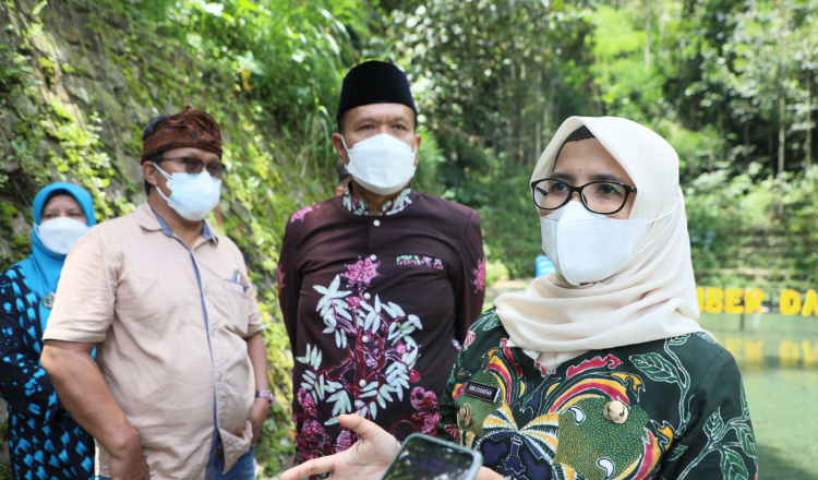 Gerakan Ekonomi Bawah, Bupati Blitar Ajak Warga Kunjungi Wisata Lokal