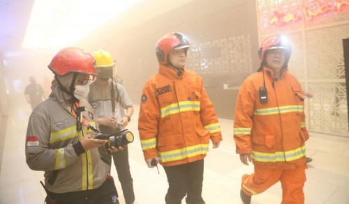 Kebakaran Tunjungan Plaza Sudah Padam, Penyebab Belum Ditemukan