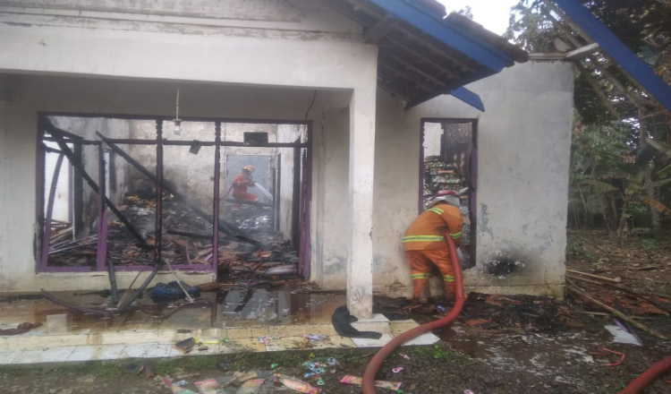 Rumah Kontrakan di Cilacap Terbakar, Pemilik Alami Kerugian Rp 350 Juta