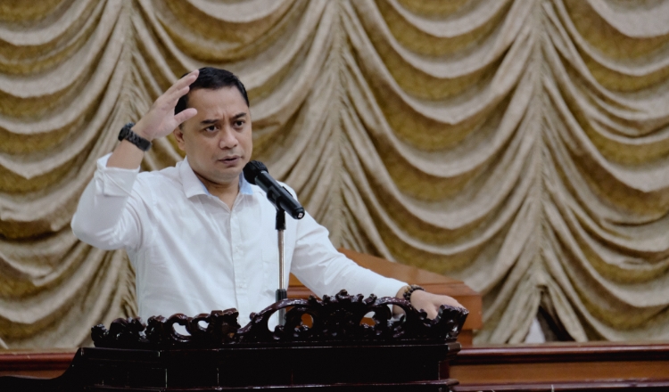 Wali Kota Surabaya Pastikan Nasib Oknum Satpol PP di Ujung Tanduk