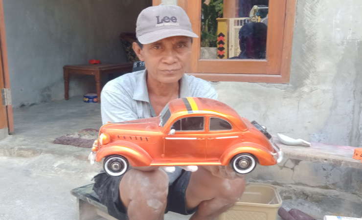 Unik, Mahakarya Miniatur Mobil Klasik di Jombang Banyak Diburu Pembeli
