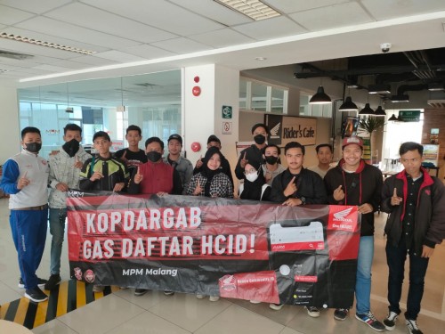 Siapkan Jamnas, Puluhan Bikers Honda Kopdar di MPM Riders Café Malang.