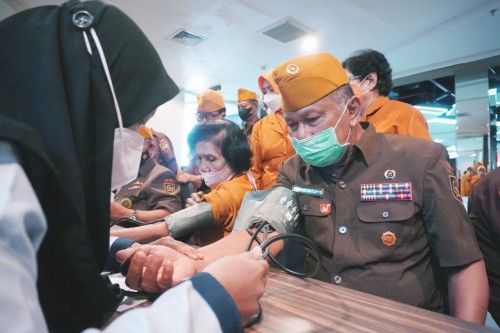 Jelang Hari Kemerdekaan, MPM Honda Jatim Berikan Layanan Pemeriksaan dan Pengobatan Gratis Untuk Veteran