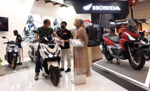 Skutik Besar Honda PCX160 dan Honda ADV160 Jadi Primadona GIIAS 2022