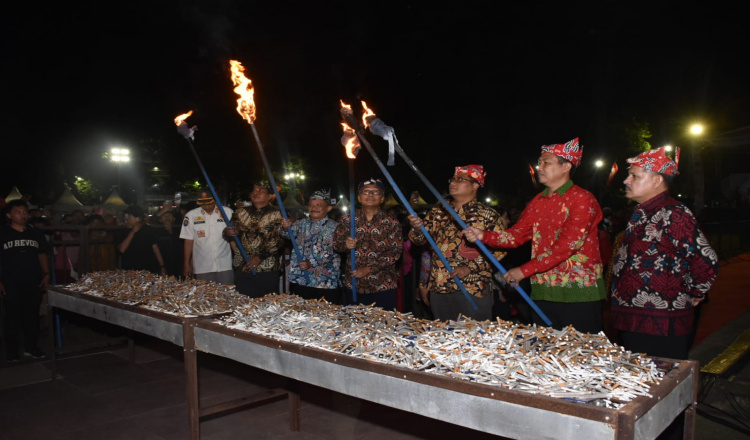 Pemkab Situbondo Sosialisasikan Rokok Ilegal Lewat Festival Kopi dan Tembakau