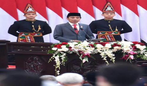 Presiden Jokowi Siapkan Bansos BLT Sebanyak 24,17 Triliun Jelang Rencana Kenaikan Harga BBM