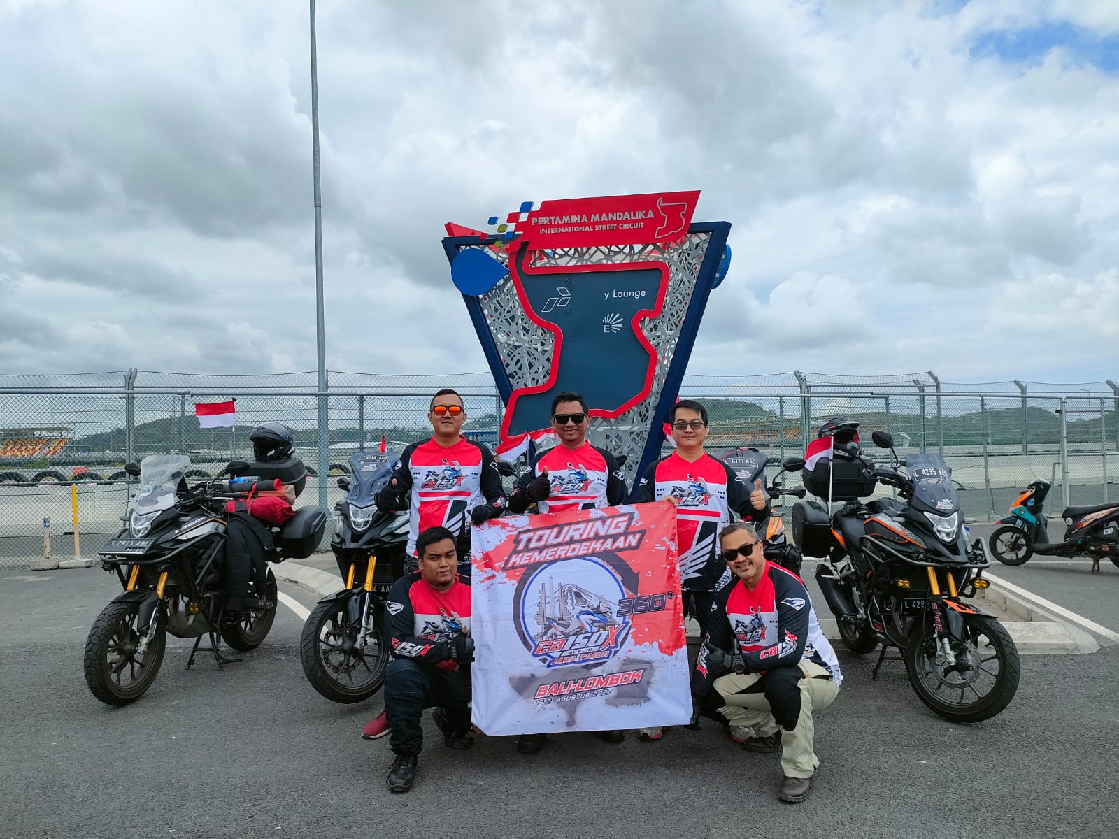 Touring Kemerdekaan Komunitas Honda CB150X Regional Jatim di 3 Pulau Rute 360 Derajat
