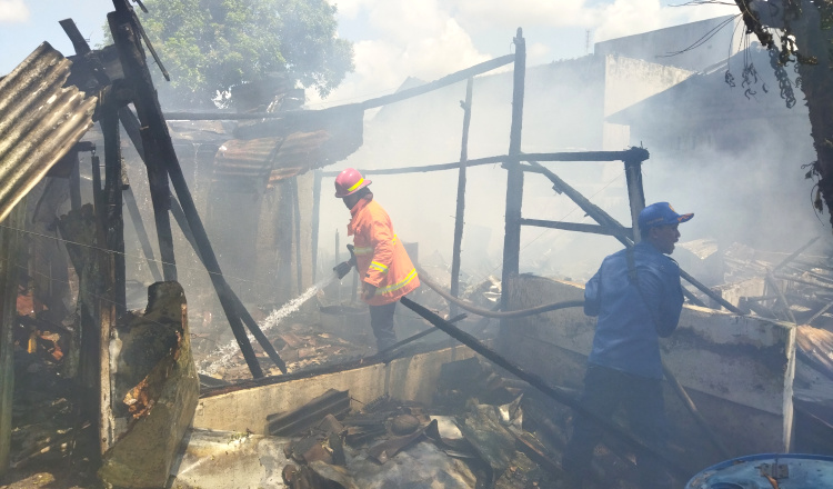 Pedagang Korban Kebakaran di Terminal Brawijaya Banyuwangi Disiapkan Lapak Baru