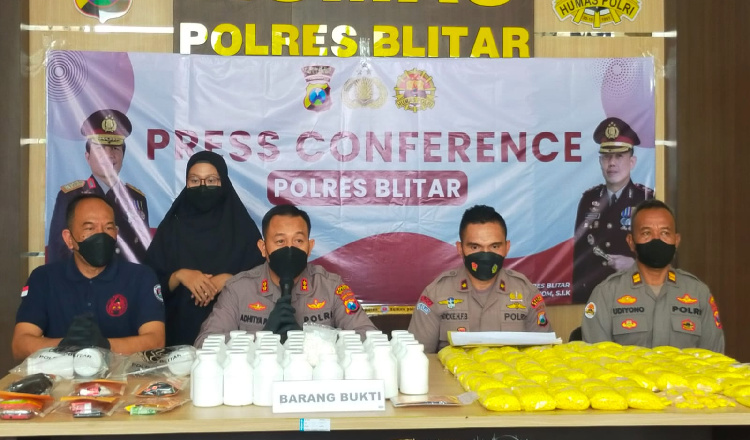 Polisi di Blitar Berhasil Amankan Ratusan Ribu Pil Dextro, Ternyata Pengedarnya Masih Remaja 