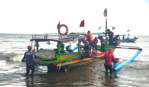 Penderitaan Nelayan di Banyuwangi: Harga BBM Naik, Hasil Tidak Menentu