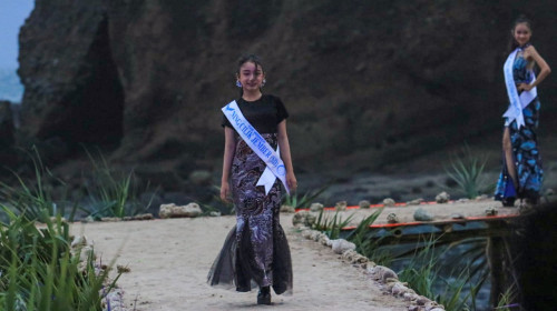 Setelah di Pantai, Pemkab Jember Rencanakan Fashion Show di Air Terjun