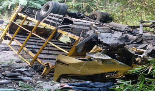 Joko Widodo Luka Parah Akibat Kecelakaan di Ngawi