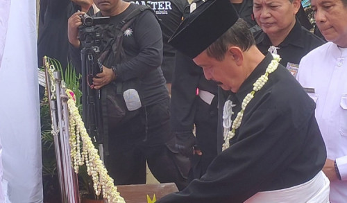 Ketua Umum PSHT Pusat Madiun Resmikan Padepokan 'Ngangsu Kaweruh' Ambulu