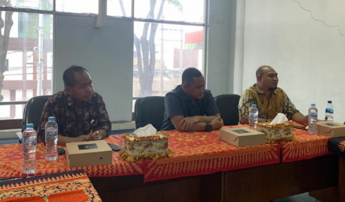PD Pasar Surya Lakukan Terobosan Inovatif untuk Genjot Pertumbuhan Ekonomi di Surabaya