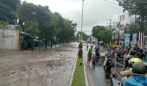 Empat Sungai Meluap, Sejumlah Wilayah Perkotaan Banyuwangi Diterjang Banjir