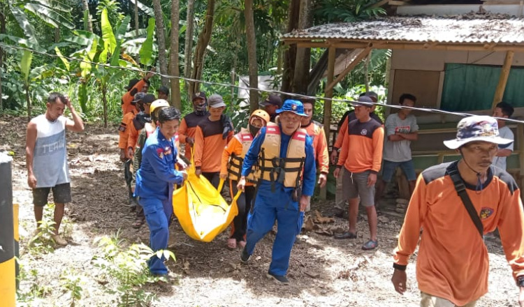 Pelajar SMP yang Tenggelam di Kali Mayang Jember Ditemukan Tewas