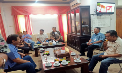 DPRD Jombang Terima Kunker Wakil Rakyat Kota Mojokerto Terkait BUMD