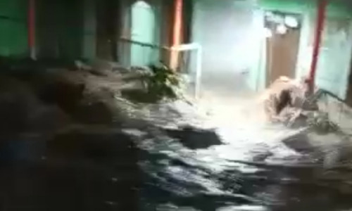 Banjir Bandang Terjang Puluhan Rumah di Kalibaru Banyuwangi