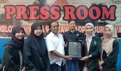 Mahasiswa UINSA Sukses Jalankan Kegiatan PPL di Pokja Jurnalis DPRD Surabaya