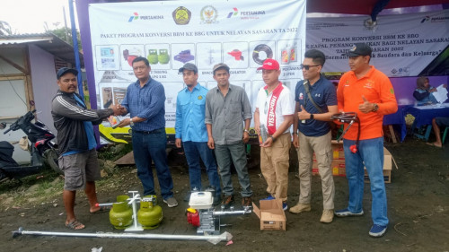 Didukung Anggota DPR RI, Kementrian ESDM Beri Mesin Konverter Kit BBG kepada Ribuan Nelayan di Cilacap