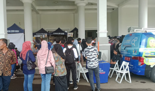 Job Fair 2022 Pemkab Jember Menuai Apresiasi dari Ratusan Pencari Kerja