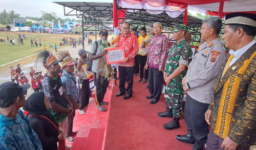 Festival Budaya Berjalan Sukses, 41 Sanggar Tari Terima Uang Pembinaan Dari Bupati