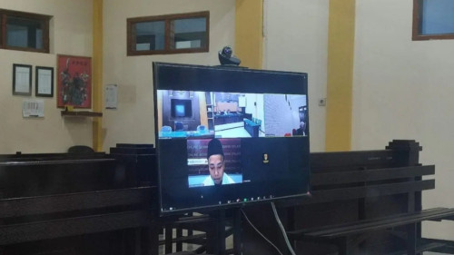 Ustaz Cabul Mojokerto dituntut 11 Tahun Penjara dan Uang 1 Milyar