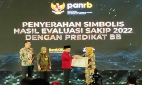 SAKIP Pemkab Bojonegoro Raih Penghargaan Dari Menteri PANRB Dengan Predikat Sangat Baik