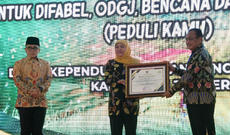 Kabupaten Jember Raih Penghargaan Inovasi Pelayanan Publik