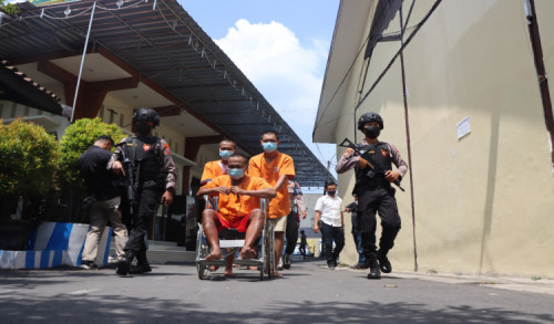 Dor! Jambret Kalung Emas di Ngawi Dilumpuhkan Polisi