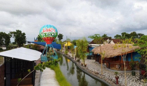 Laris Zoo Suguhkan Sensasi Berwisata ke Hutan di Tengah Kota Jember