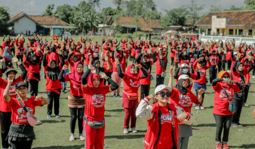 Antusiasme Tinggi, Ratusan Emak-emak Meriahkan SICITA di Jember 