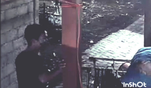 Terekam CCTV, Aksi Pria di Banyuwangi Curi Celana Dalam di Kos-kosan Wanita