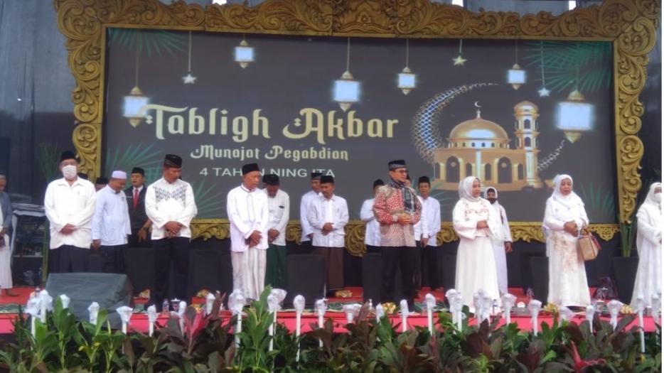 Ustad Wijayanto Pimpin Tabligh Akbar Pengabdian 4 Tahun Ning Ita Sebagai Walikota Mojokerto