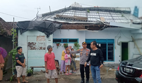 Diterjang Angin Kencang, Rumah-Destinasi Wisata di Banyuwangi Porak-poranda
