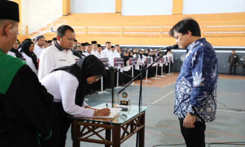 KPU Jombang  Ingatkan Anggota PPS yang Dilantik Utamakan Netralitas