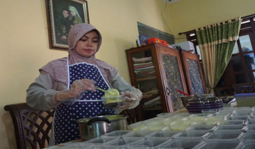 Berkah Manfaatkan Buah Durian Cacat Di Olah Menjadi Dessert Brownies