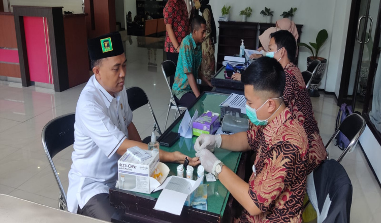 Jaga Kesehatan, Anggota DPRD dan Staf hingga Setwan Gelar Pemeriksaan Rutin 