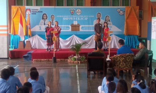 Pemilihan Ketua OSIS di SMP Pius Cilacap Digelar Layaknya Pemilu
