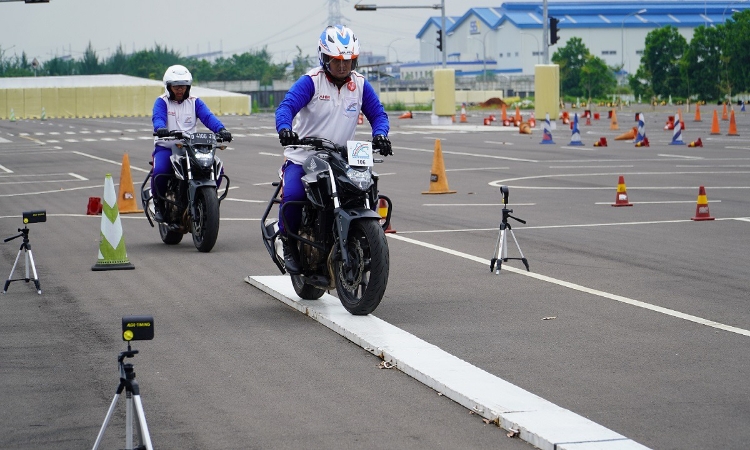 5 Instruktur AHM Safety Riding Park Siap Bersaing di Thailand 