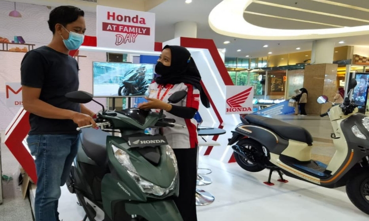 MPM Honda Jatim Hadirkan Skutik Fashionable di Honda AT Family BG Junction