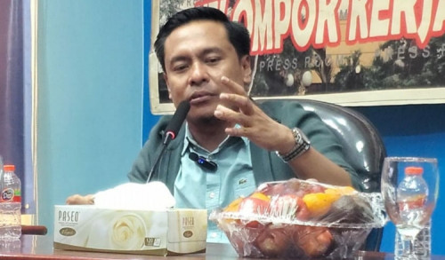 Pansus DPRD Surabaya Bahas Perda Terkait Pemasangan Reklame